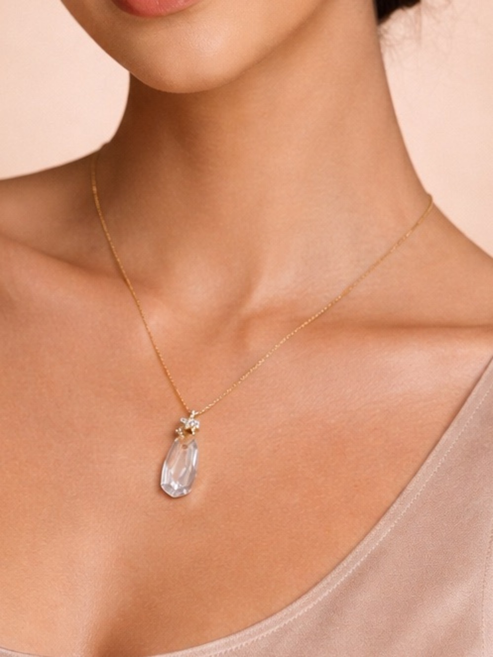 Kendra Scott Gold Crystal Pendant Necklace Dainty Minimalist